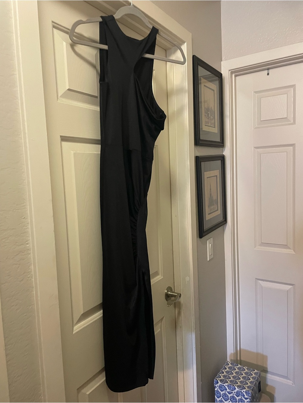 Sleeveless Black Evening Dress